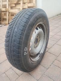 Gomme 155/80/R13 83T su cerchi in ferro Fiat