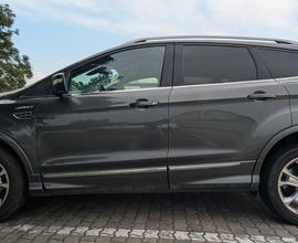 FORD Kuga 2.0 TDCI 180CV AWD Powershift Vignale