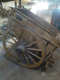 Carretto agricolo in legno