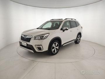 Subaru Forester 2.0i e-boxer Premium lineartronic