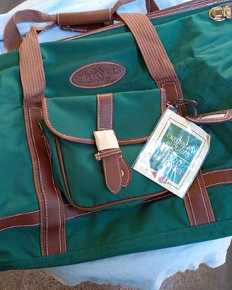 borsone da viaggio e tre borse  regalate