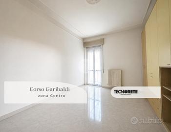 3 LOCALI A FOGGIA