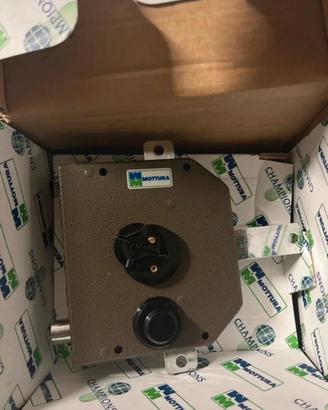 SERRATURA QUINTUPLA MOTTURA mod. 20550VSDMJ 