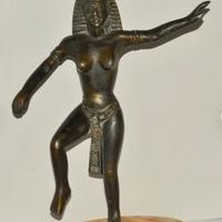 Scultura in bronzo vintage