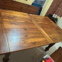 Tavolo in legno