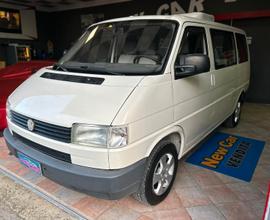 Volkswagen Transporter 2.4 D Caravelle