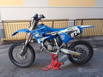 Yamaha YZ 125