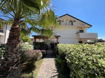 PORZIONE DI QUADRIFAMILIARE A CASSINO