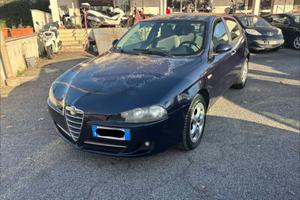 Alfa Romeo 147 1.9 JTD M-JET 16V 3 porte Dist.