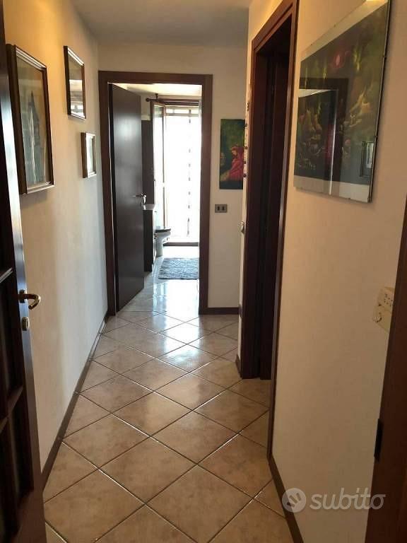 Appartamento di 80 m² con 3 locali e box auto a Oc - Vista 4