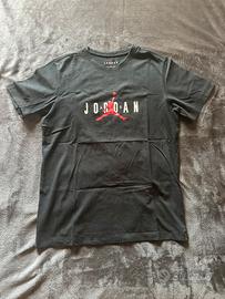 T-shirt air jordan nera
