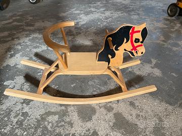 Cavallo dondolo in legno