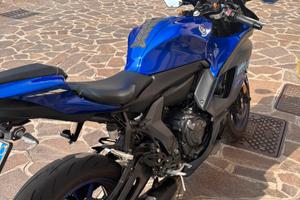 yamaha r7 depo