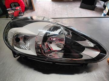 Faro Ant Dx Punto Evo 09 nuovo Originale Fiat
