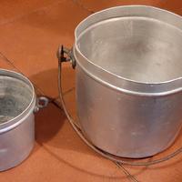 2 secchi in alluminio vecchi 