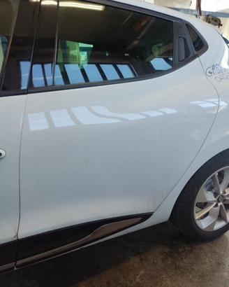 Porta posteriore sinistra RENAULT CLIO del 2018