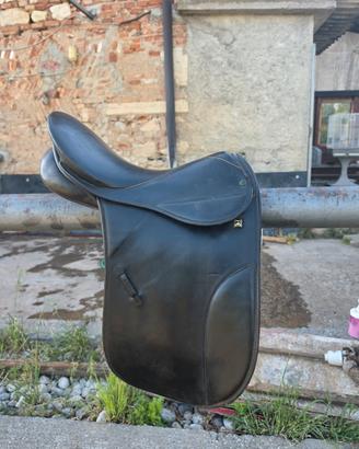Sella Dressage Stübben Romanus 16,5" 