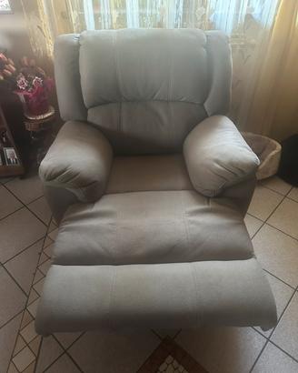 Poltrona reclinabile manuale