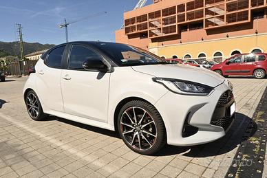 Toyota yaris IV GR sport