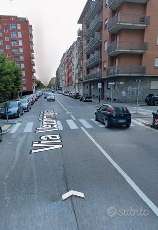 Alloggio con box e posto auto : nizza millefonti