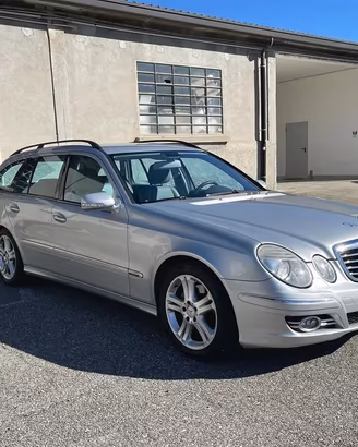 Mercedes-Benz E 320 Classe E - W211 SW SW cdi V6 A