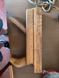 Pialla a mano vintage in legno – 25€  