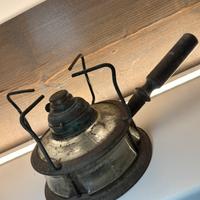 Lamapda antica d’epoca a petrolio primi 900 ww1