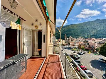 4 LOCALI A FINALE LIGURE