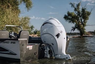 Motore fuoribordo Tohatsu 140 HP