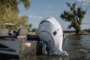 Motore fuoribordo Tohatsu 140 HP