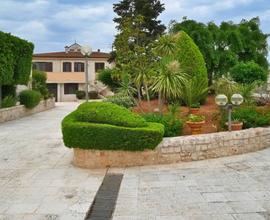Villa a Putignano, 11 locali