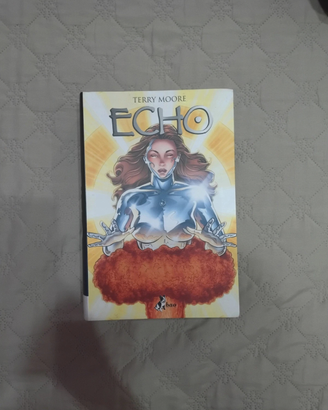 Fumetto ECHO di Terry Moore Variant Cover