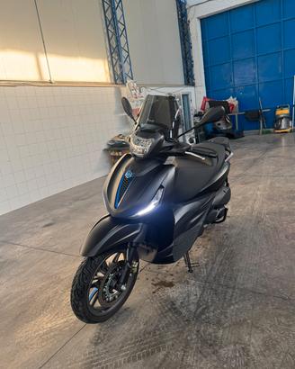 Piaggio Beverly 300 hpe (2026) 
