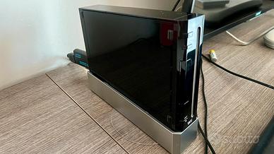 Nintendo Wii+Wii Fit Plus+Balance Board+Giochi