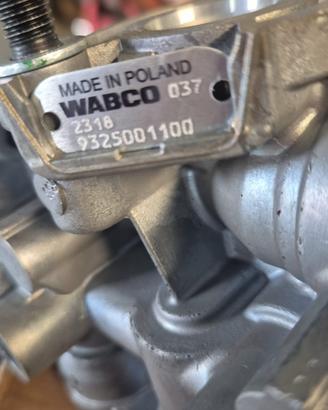 Valvole nuove camion mercedes