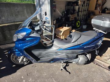 burgman 400 con 46.000 km per pezzi 