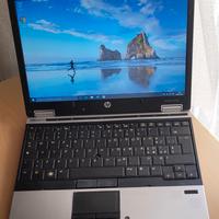 Laptop i7 HP  windows 10  da viaggio compact 
