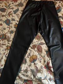 Pantaloni in pelle H&M