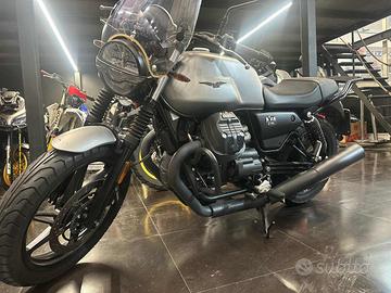 MOTO GUZZI V7 stone