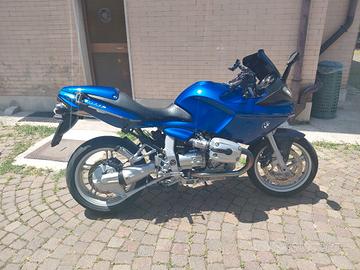 BMW R1100S
