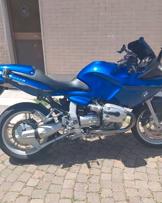 BMW R1100S