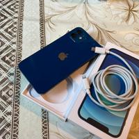 iPhone 12 blu con scatola e accessori originali. I