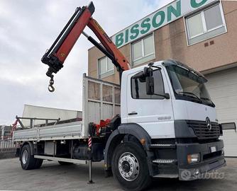 Camion/ Autocarro MERCEDES BENZ ATEGO 1828 Camion/