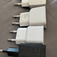 CARICA CELLULARE 4 pezzi e CARICA DA AUTO