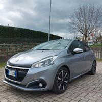 Peugeot 208 1.5 hdi 102cv 2019 Signature