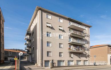 Appartamento a Como Via Filippo Turati 3 locali