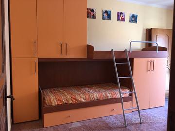 Stanzetta a soppalco 2 o 3 posti letto come nuova