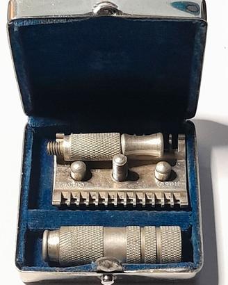 RASOIO WW2 CON ASTUCCIO ORIGINALE MARCA C.A.V.A.