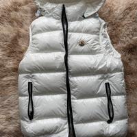 smanicato moncler