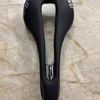 Sella bici da corsa, Selle Italia SLR Superflow